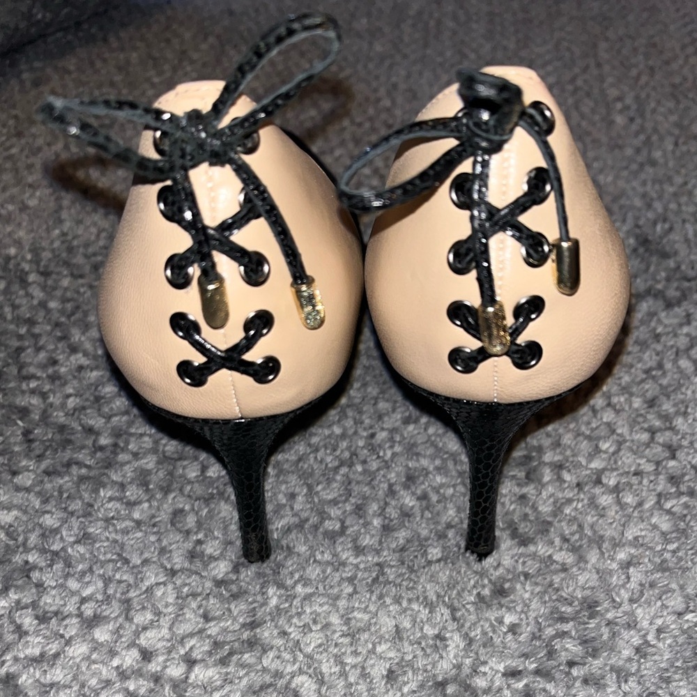 Levity snake skin toe Pointed Heels - Picture 4 of 6